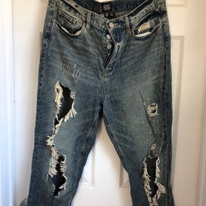 Distressed boyfriend jeans